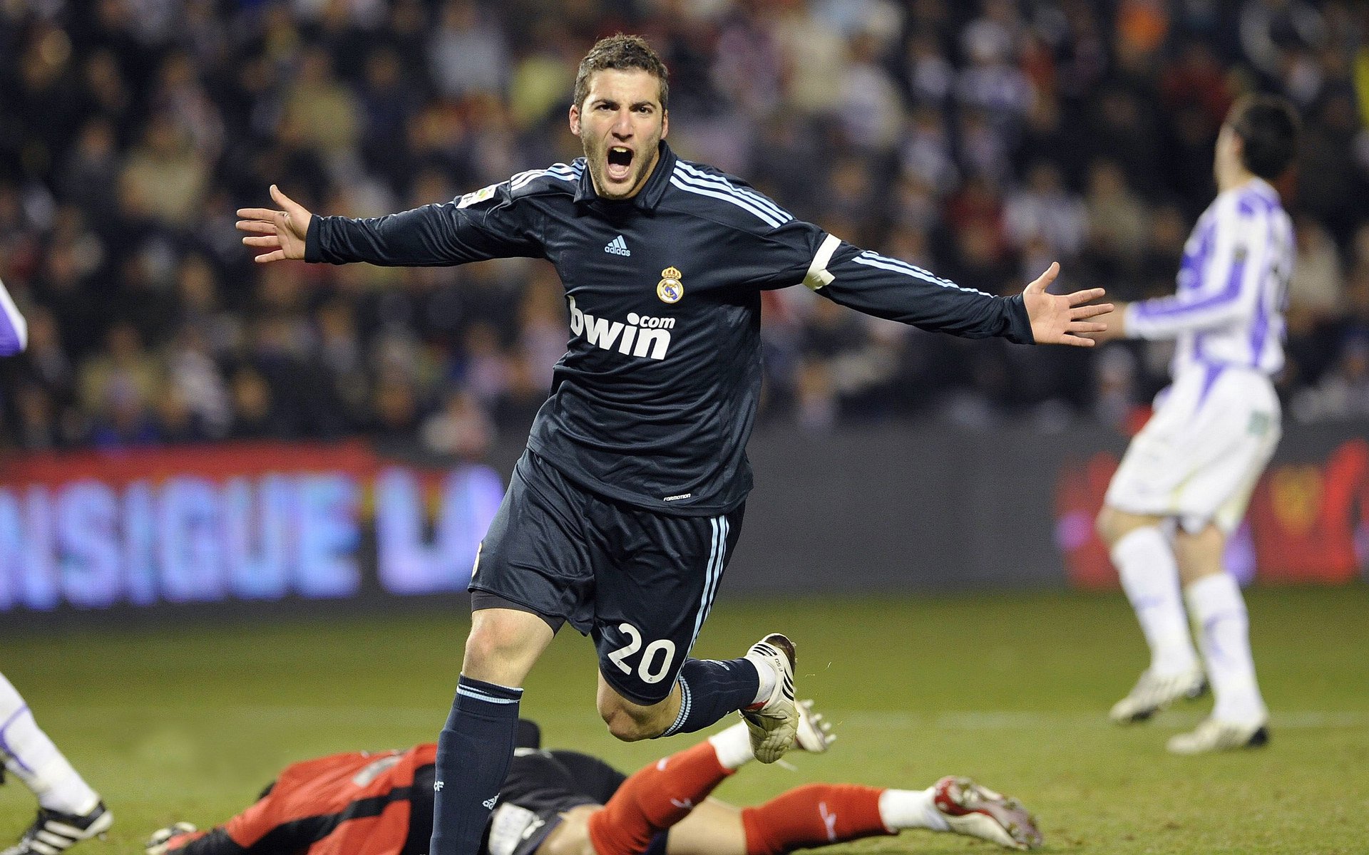 《FIFA》电竞联赛开启线上预选赛，竞争激烈，fifa电竞俱乐部资料