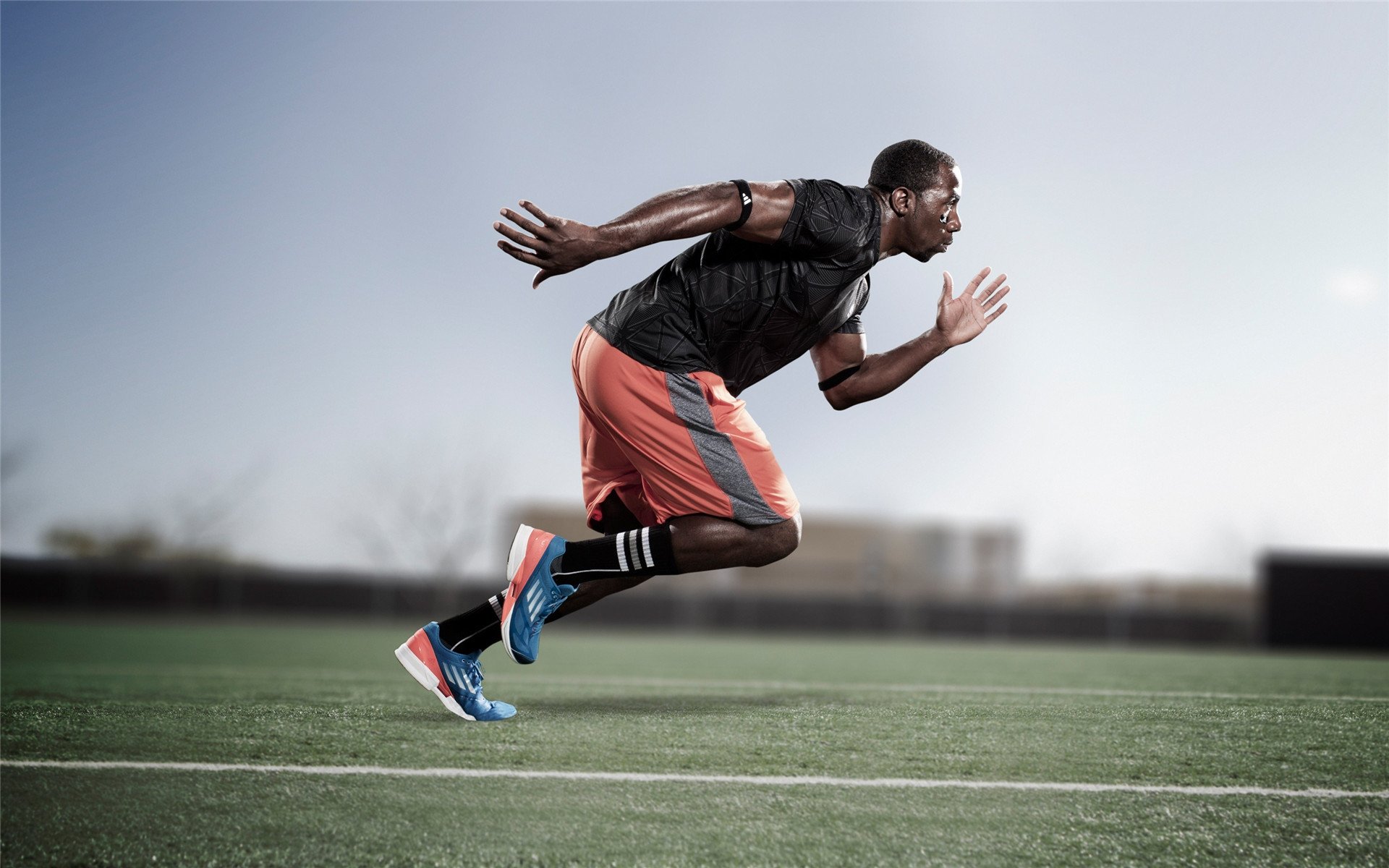 南美世预赛：梅西C罗国家队表现盘点，南美洲杯梅西进球